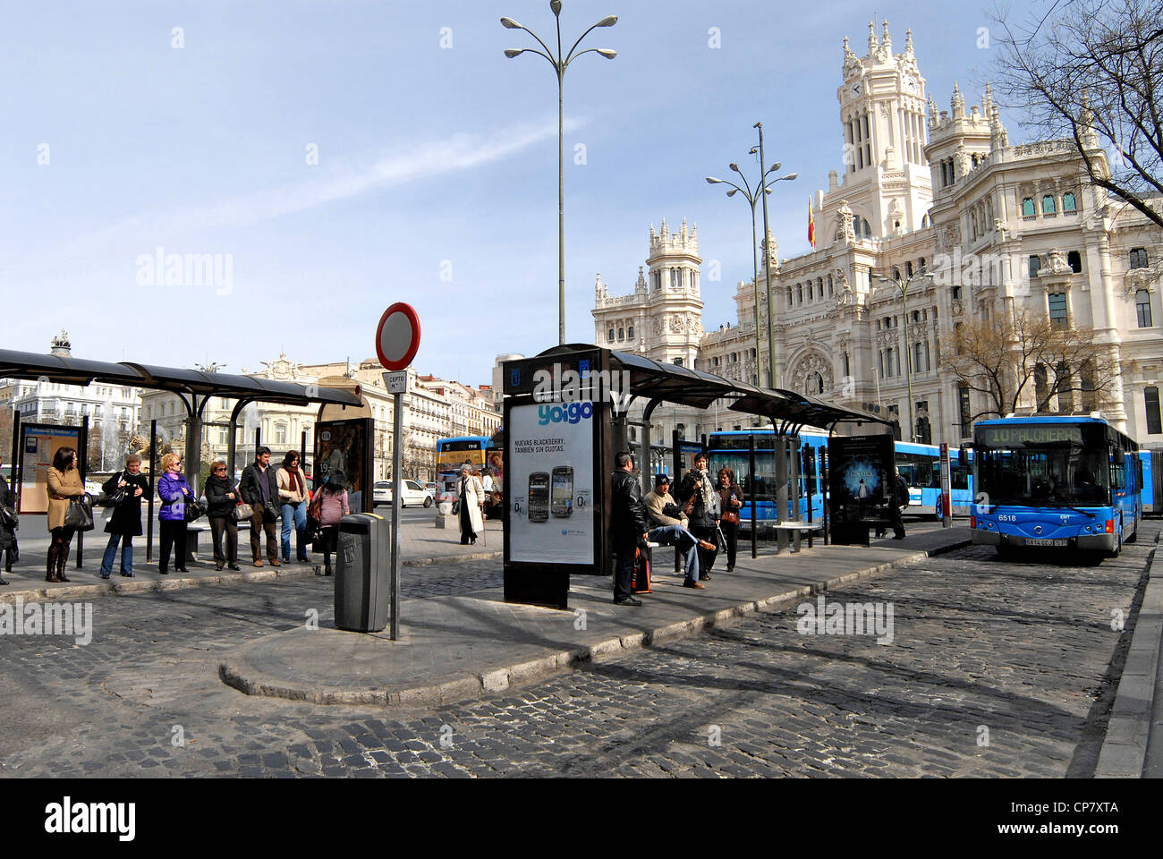 Madrid bus station fotografías e imágenes de alta resolución - Alamy