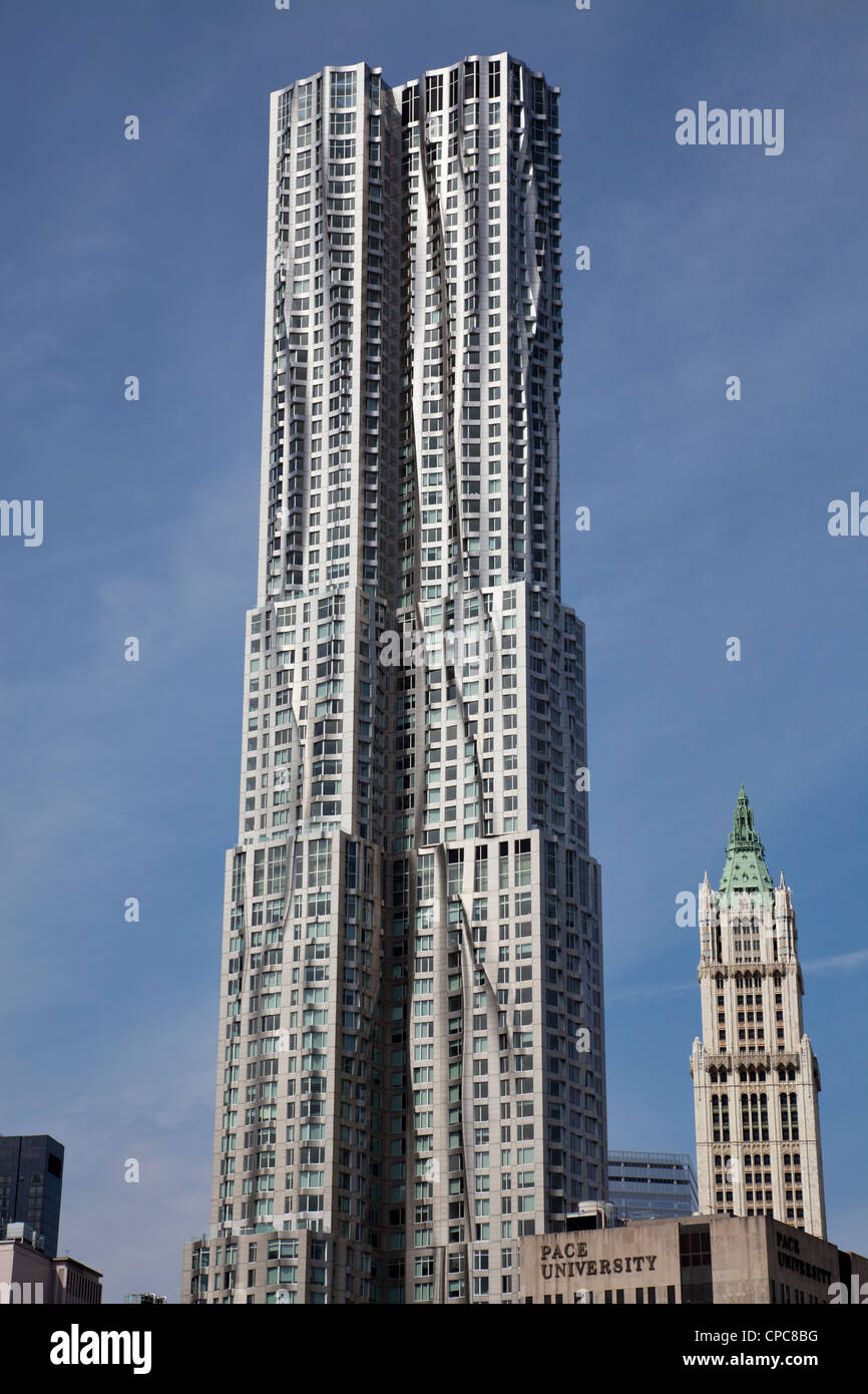 Nueva York por Gehry edificio a 8 Spruce Street en Manhattan, Ciudad de