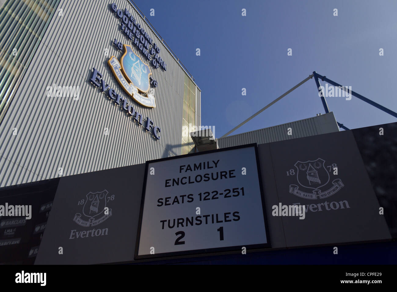 Exterior de Goodison Park, hogar del Club de Fútbol Everton Foto de stock