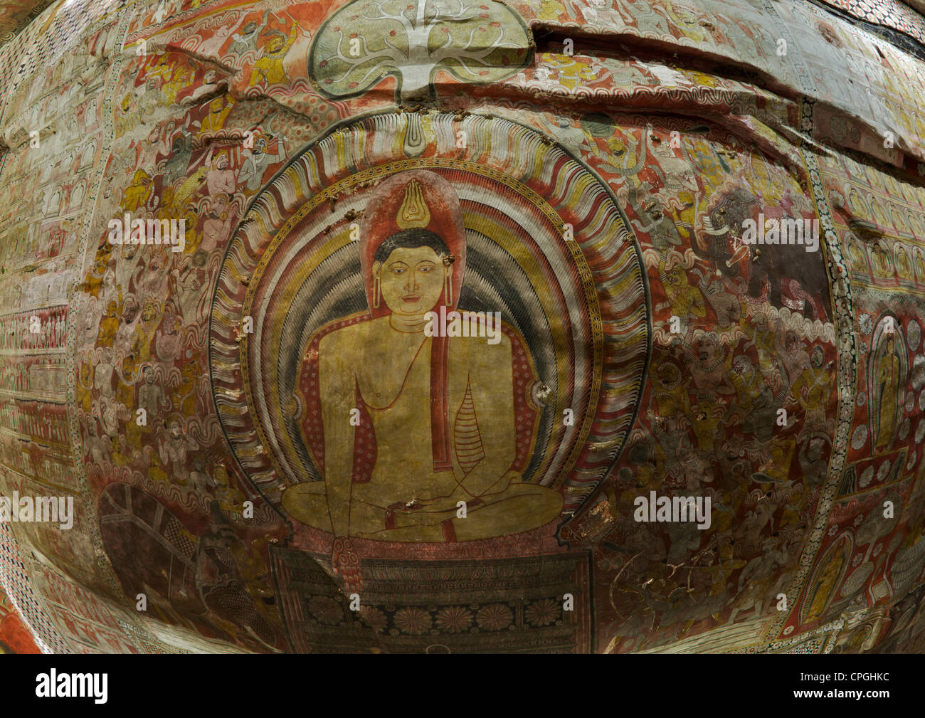 Los murales del techo, Dambulla Templo Cueva, la UNESCO, Patrimonio de la Humanidad, Sri Lanka, Asia Foto de stock