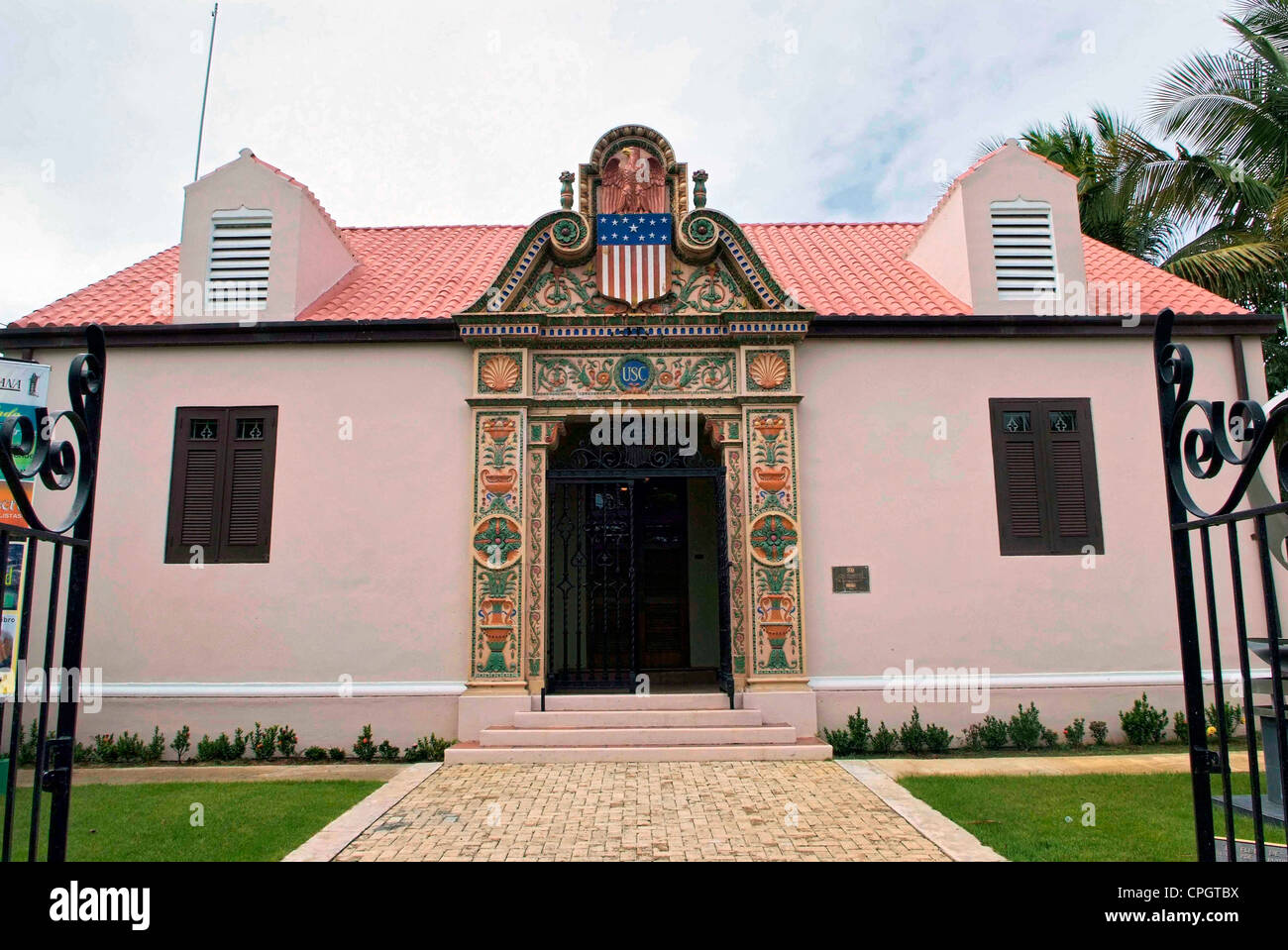 La isla caribeña de Puerto Rico ARROYO - Museo de la antigua Casa de aduanas  Fotografía de stock - Alamy