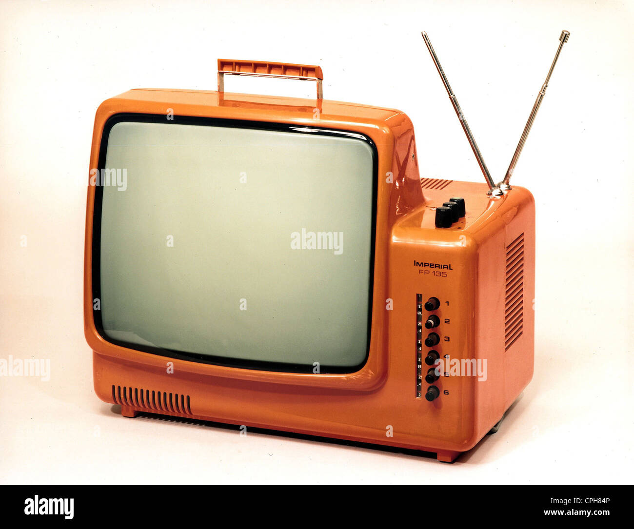 Television portable set fotografías e imágenes de alta resolución - Alamy