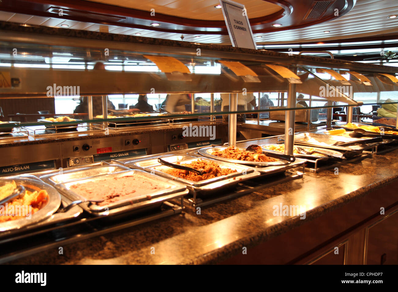 Visualización de comida estilo buffet en el crucero Fotografía de stock -  Alamy