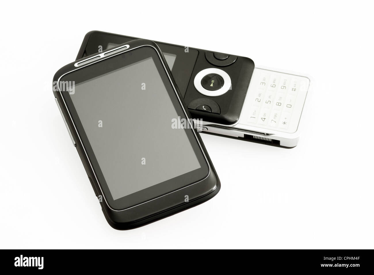 Teléfono móvil celular de plata utilizado en el lado con el foco encendido  Puerto mini USB Fotografía de stock - Alamy