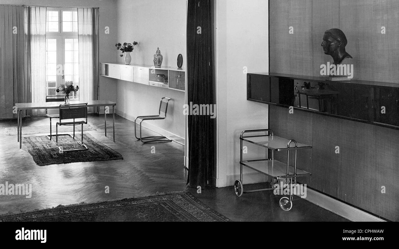 Decoración interior en estilo Bauhaus creada por Marcel Breuer, 1926 Foto de stock
