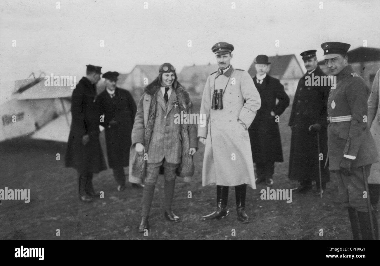 Anthony Fokker y Gran Duque Friedrich Franz IV de Mecklenburg-Schwerin, 1916 Foto de stock