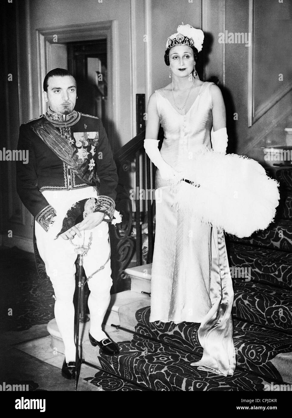 Dino Grandi y su esposa, 1933 Fotografía de stock Alamy Dino Grandi y su esposa, 1933 Fotografía de stock Alamy