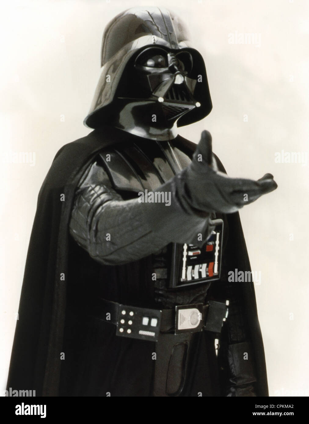 Un retrato de Darth Vader en la película de 1977 Star Wars. Darth Vader