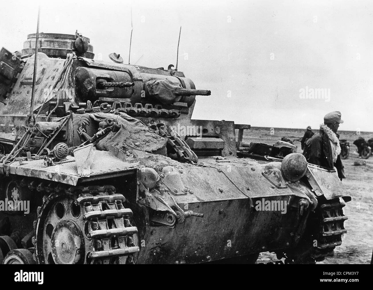 Puesto de mando del vehículo blindado alemán en África, 1941 Foto de stock