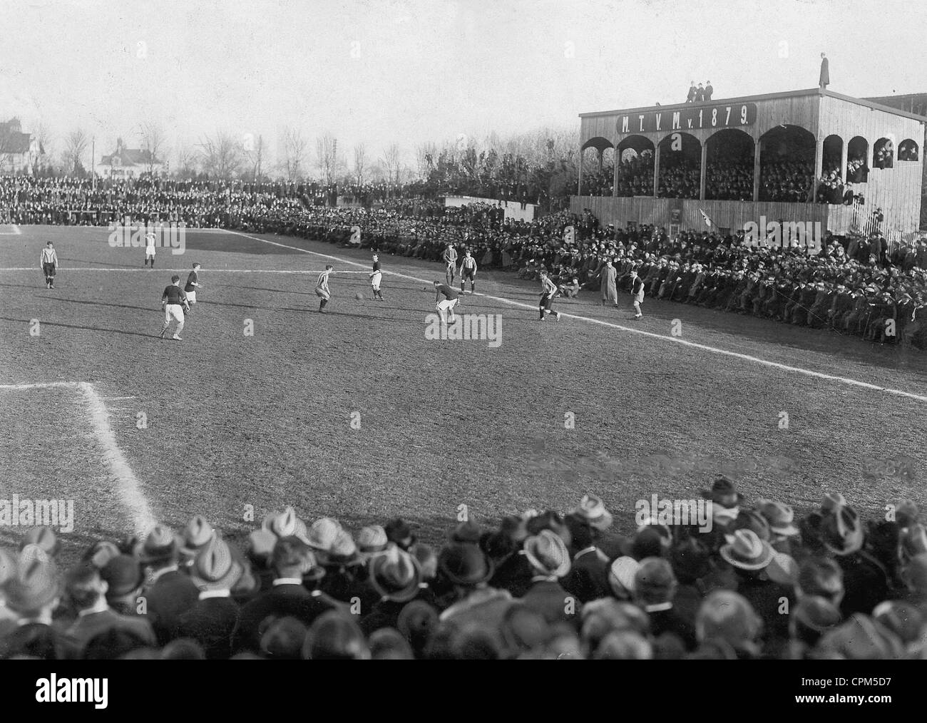 Partido de fútbol entre el sur de Alemania y Austria Inferior, 1920 Foto de stock