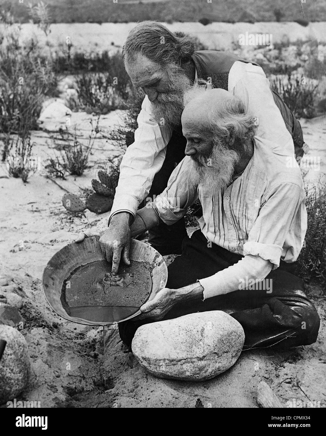 Buscadores de oro en los EE.UU., 1926 Fotografía de stock - Alamy