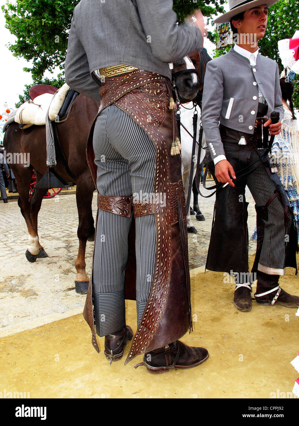 España andalucía Sevilla Español Español hombre lleva sombrero cordobés con  su horsecart Fotografía de stock - Alamy