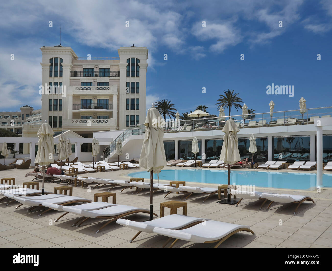 Hotel balneario las arenas fotografías e imágenes de alta resolución - Alamy