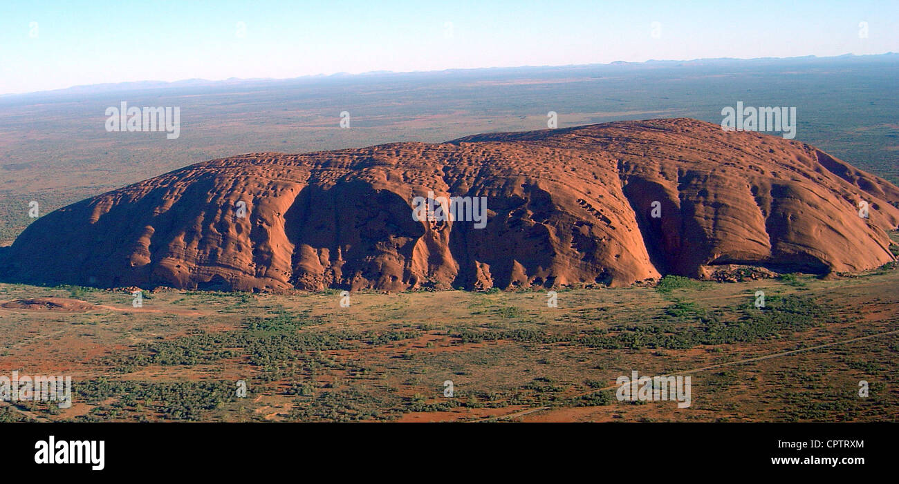La vista de pájaro de Uluru/Ayers Rock. Foto de stock