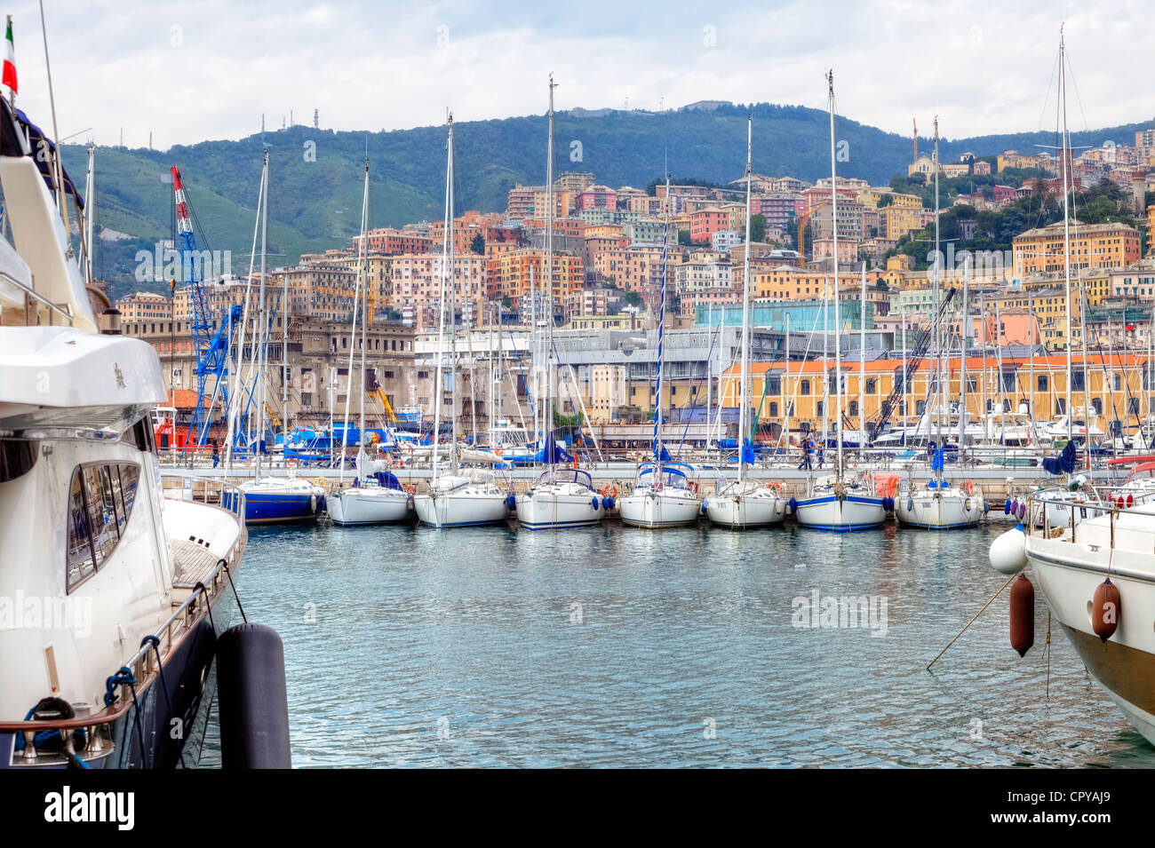 Puerto de Génova, Liguria, Italia Foto de stock