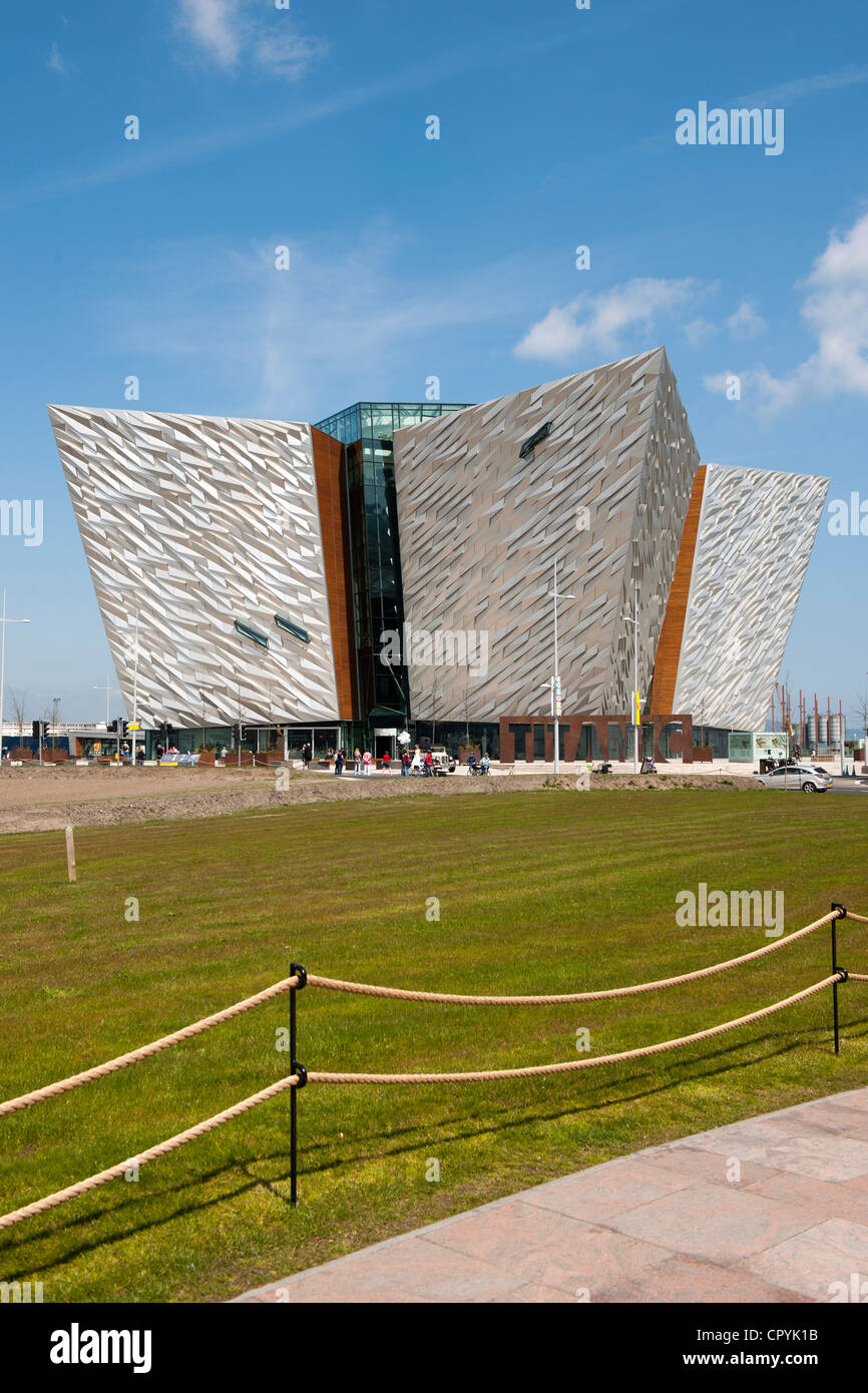Titanic firma edificio Isla de Queens de Belfast Irlanda del Norte Foto de stock
