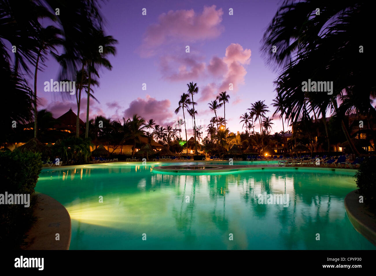 República Dominicana, provincia de La Altagracia, Punta Cana, Playa Bávaro, Arena Blanca Hotel Foto de stock