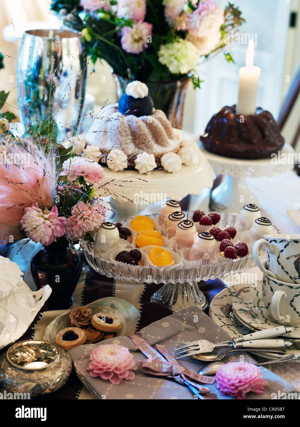 Flores comestibles para decoración de tartas, girasoles para cupcakes y  bebidas (28 unidades)