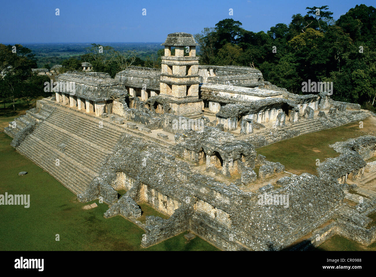 México, en el estado de Chiapas, sitio Maya de Palenque, catalogada como  Patrimonio de la Humanidad por la UNESCO, El Palacio Fotografía de stock -  Alamy
