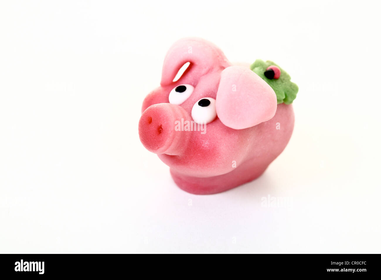 Cerdo como símbolo de buena suerte, hechas de mazapán Foto de stock