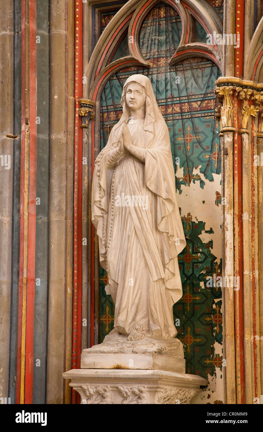 Francia, Haute-Garonne, Toulouse, la estatua de la Virgen, la catedral Saint-Etienne de Toulouse (Catedral de San Esteban) Foto de stock