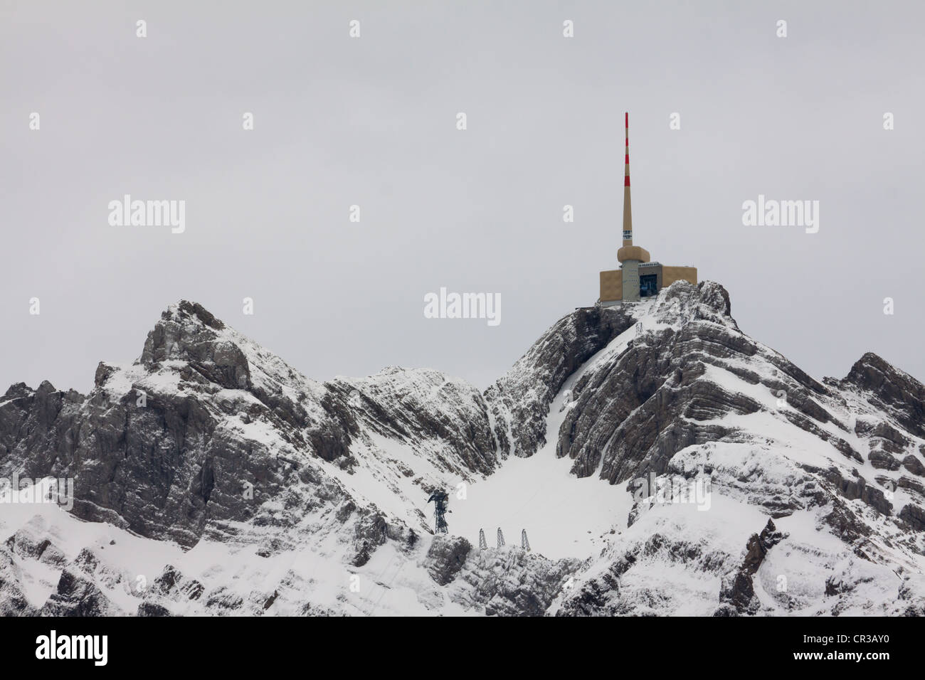 Y la cumbre de montaña Saentis estación, el cantón de Appenzell Ausserrhoden, Appenzell Rodas Exteriore, Suiza, Europa Foto de stock