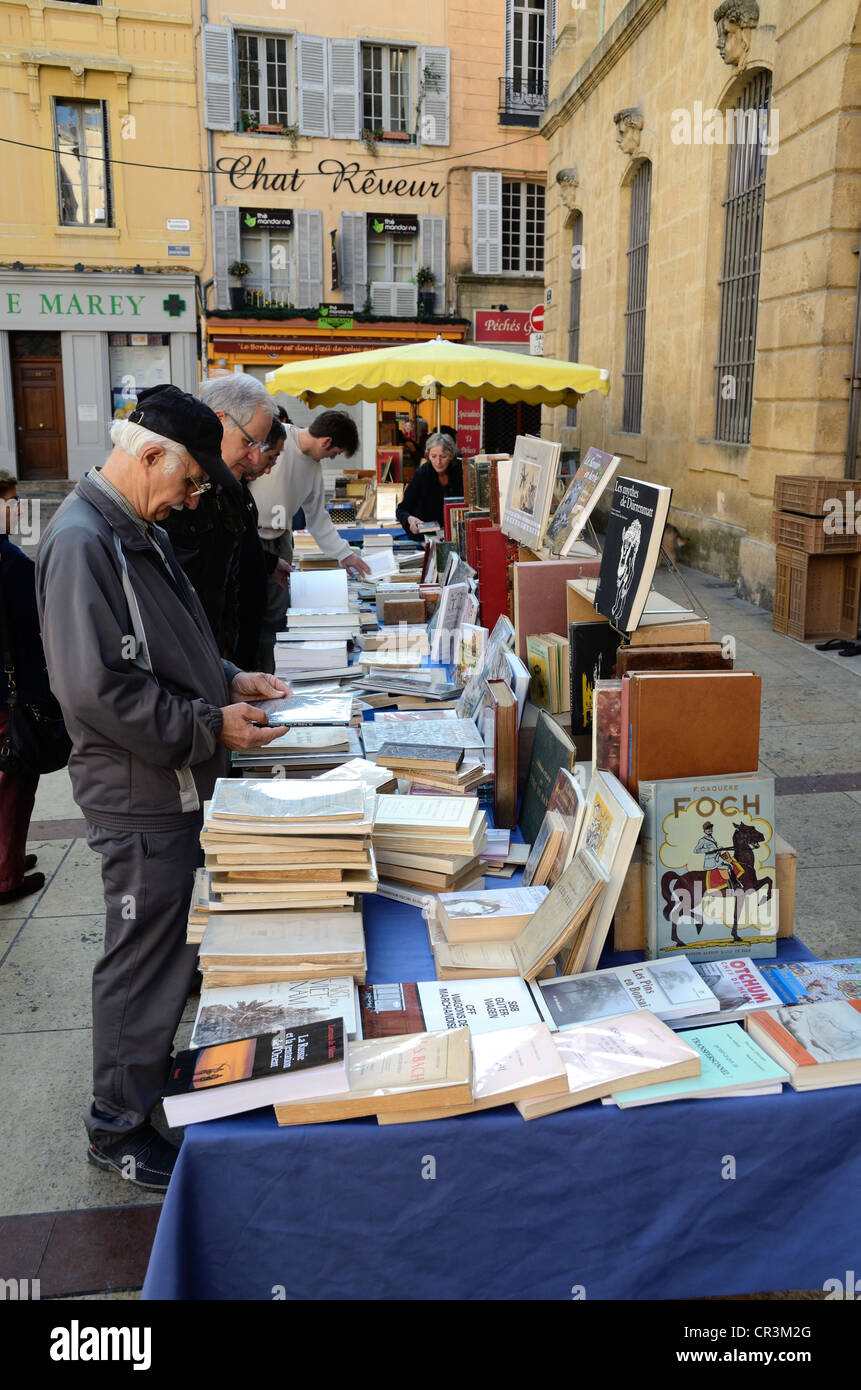 Feria del Libro, Libros Antiquarios o Libro de segunda mano Stall Place de la Mairie Aix-en-Provence Provence Francia Foto de stock