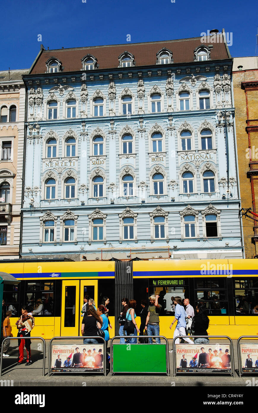 Hungría, Budapest, Patrimonio Mundial de la UNESCO, edificio de estilo art nouveau en la avenida Jószef körút a l'angle avec Rákóczi útca Foto de stock