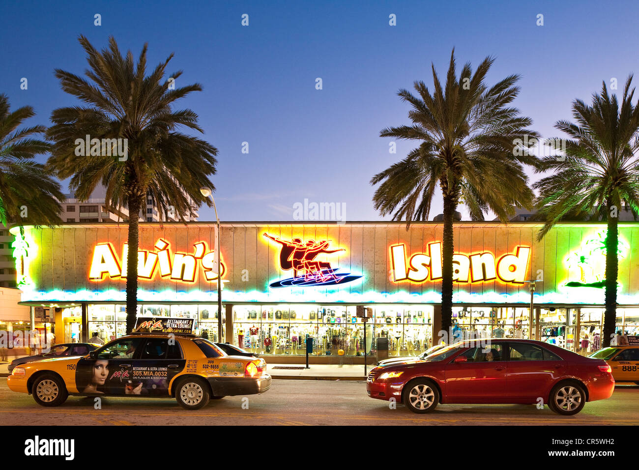 Estados Unidos, Florida, Miami Beach, South Beach, Alvin's Island tienda de  souvenirs, ropa y accesorios de playa Fotografía de stock - Alamy