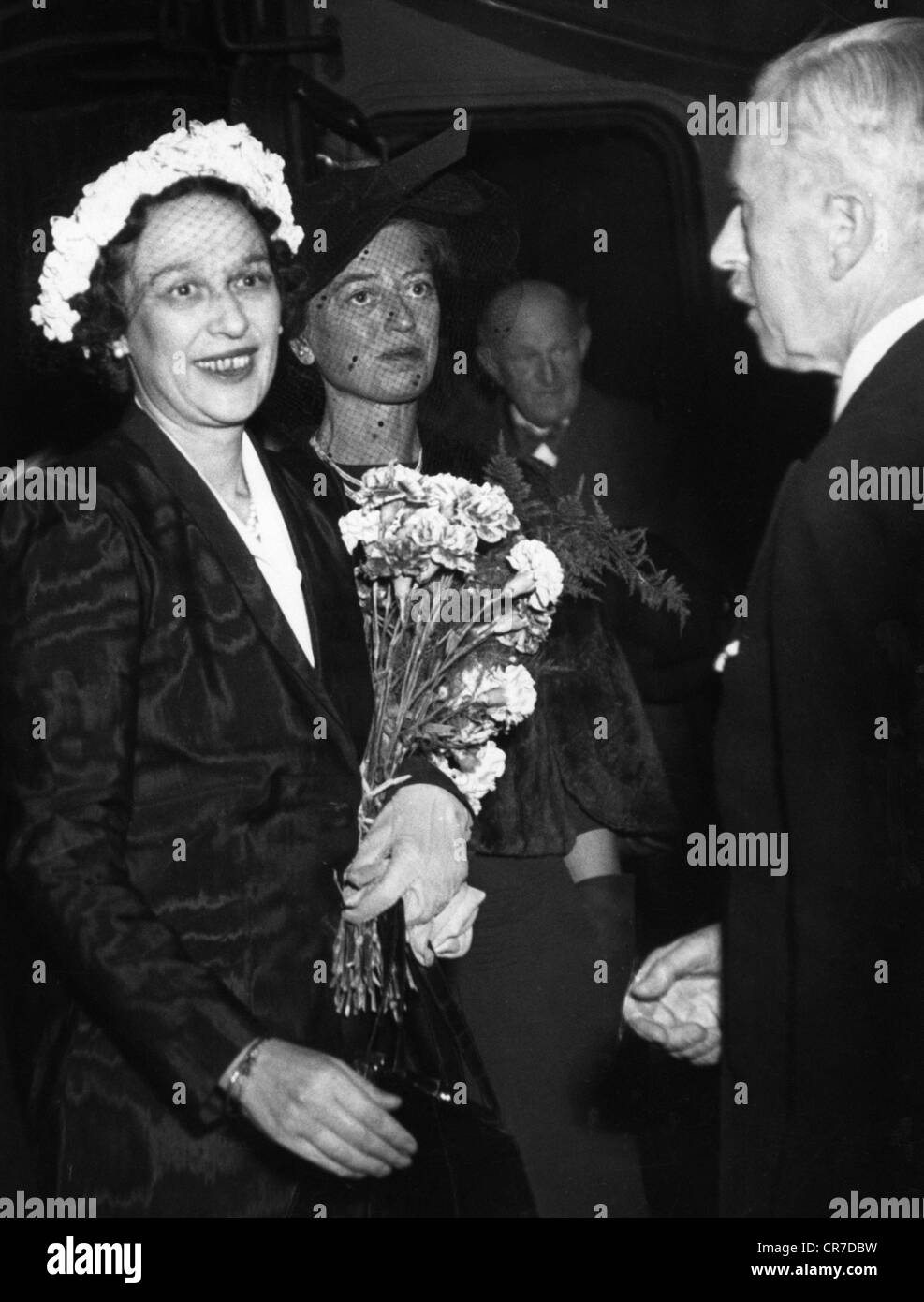 Maertha, 28.3.1901 - 5.4.1954, Princesa Real de Noruega 21.3.1929 - 5.4.1954, llegada a la instalación de la Reina Juliana de los países Bajos, Amsterdam, 6.9.1948, , Foto de stock