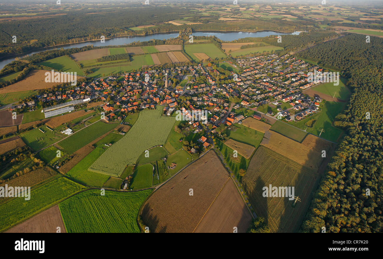 Vista aérea, Hullern con nuevas urbanizaciones, Haltern am See, área de Ruhr, Renania del Norte-Westfalia, Alemania, Europa Foto de stock