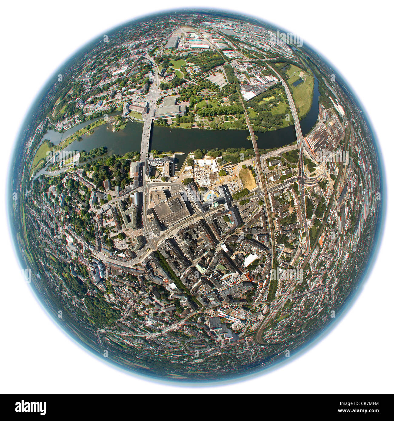 Vista aérea, rodada con una lente de ojo de pez, la reconstrucción en el centro de la ciudad, proyecto Ruhrbania Muelheim an der Ruhr, área de Ruhr Foto de stock