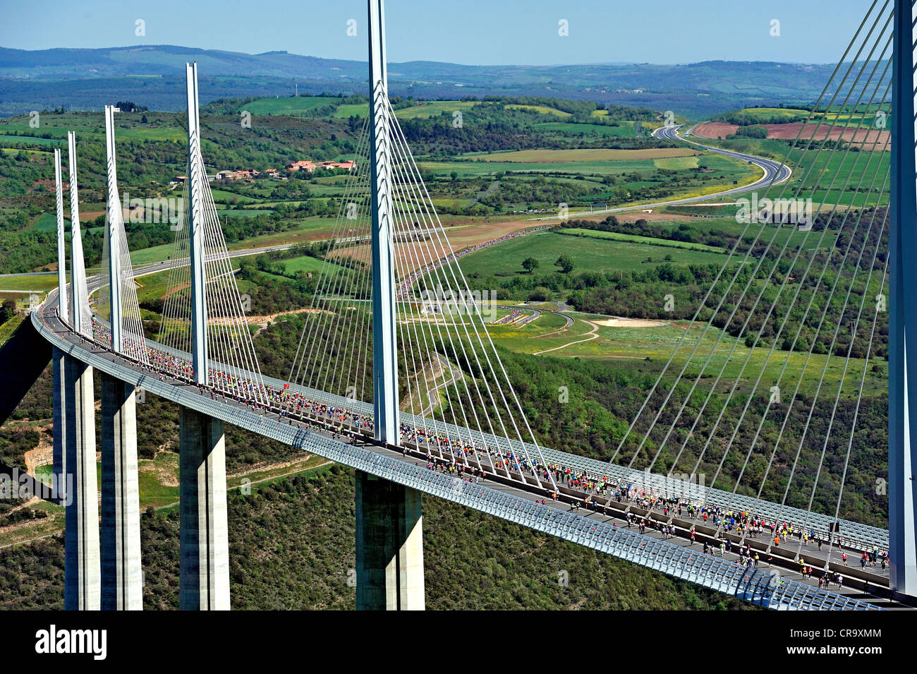 Puente del viaducto de Millau, Francia. Foto de stock