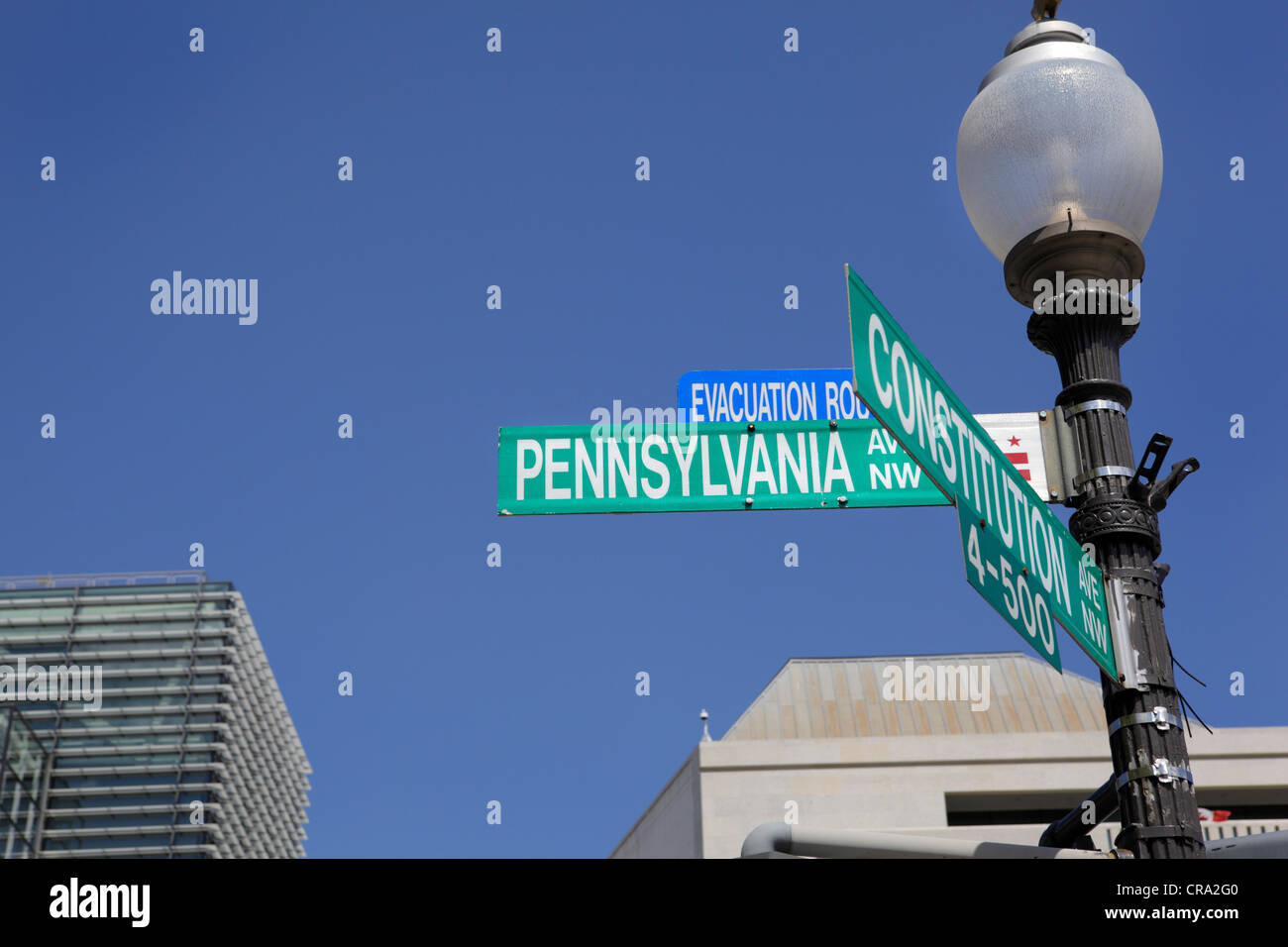 Constitución y Pennsylvania Avenue, Washington DC Foto de stock