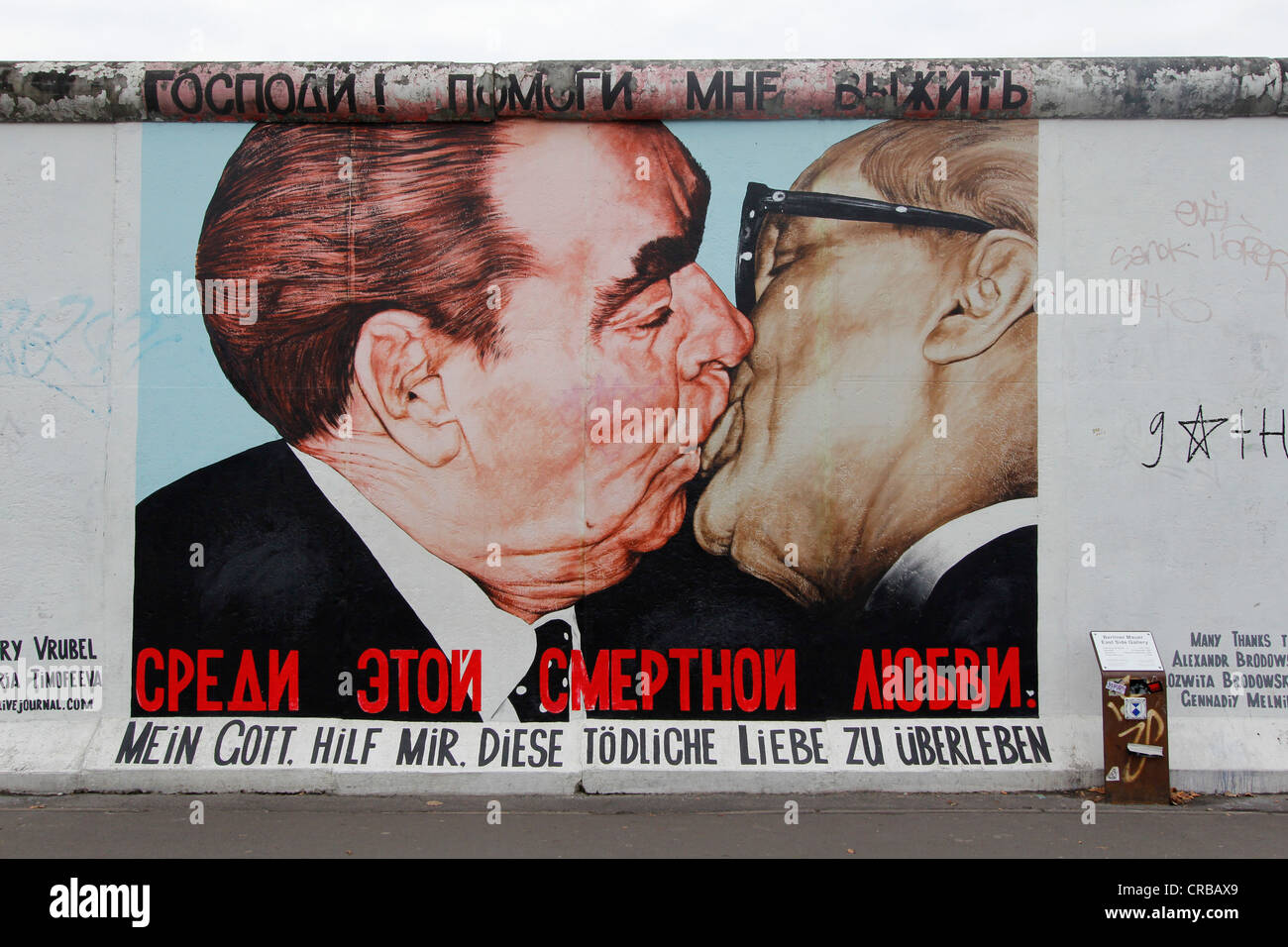 El Beso Muro De Berlin El beso de erich honecker y leonid brezhnev fotografías e imágenes de