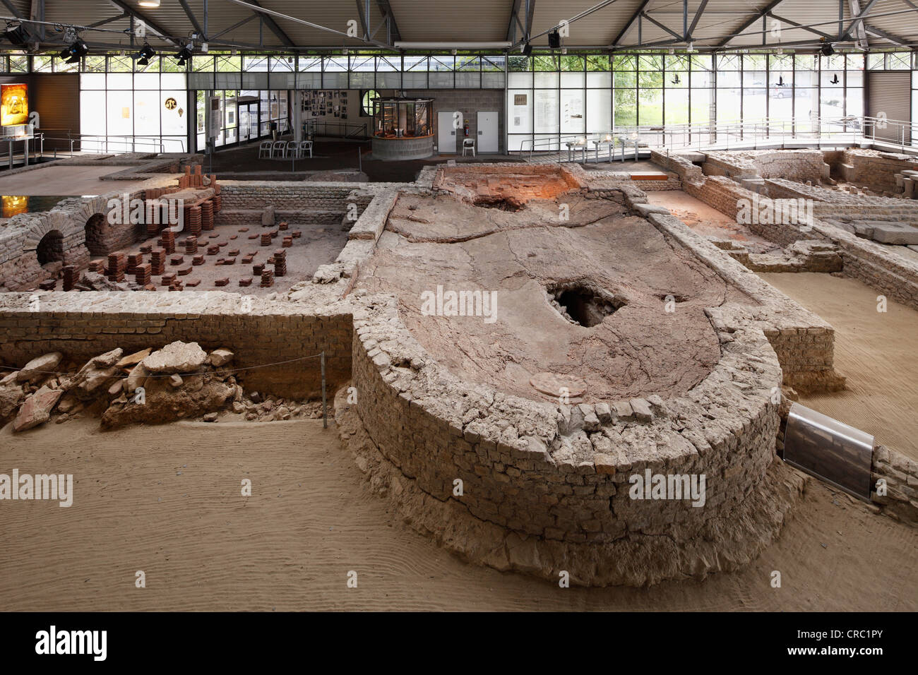 Los pequeños baños, las excavaciones romanas, Parque Arqueológico Cambodunum, Kempten, Allgaeu, suabia, Baviera, Alemania, Europa Foto de stock