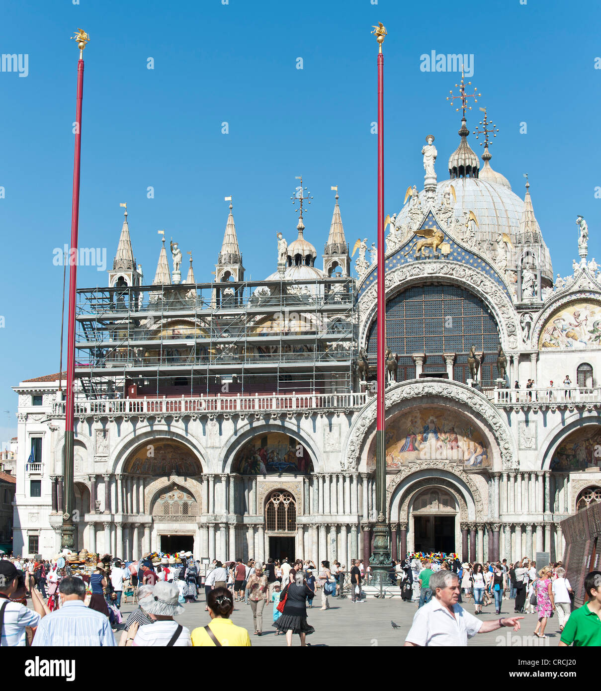 La Basílica de San Marcos, la basílica de San Marcos, la Plaza de San Marcos, la Plaza de San Marcos, en Venecia, Italia, Europa Foto de stock