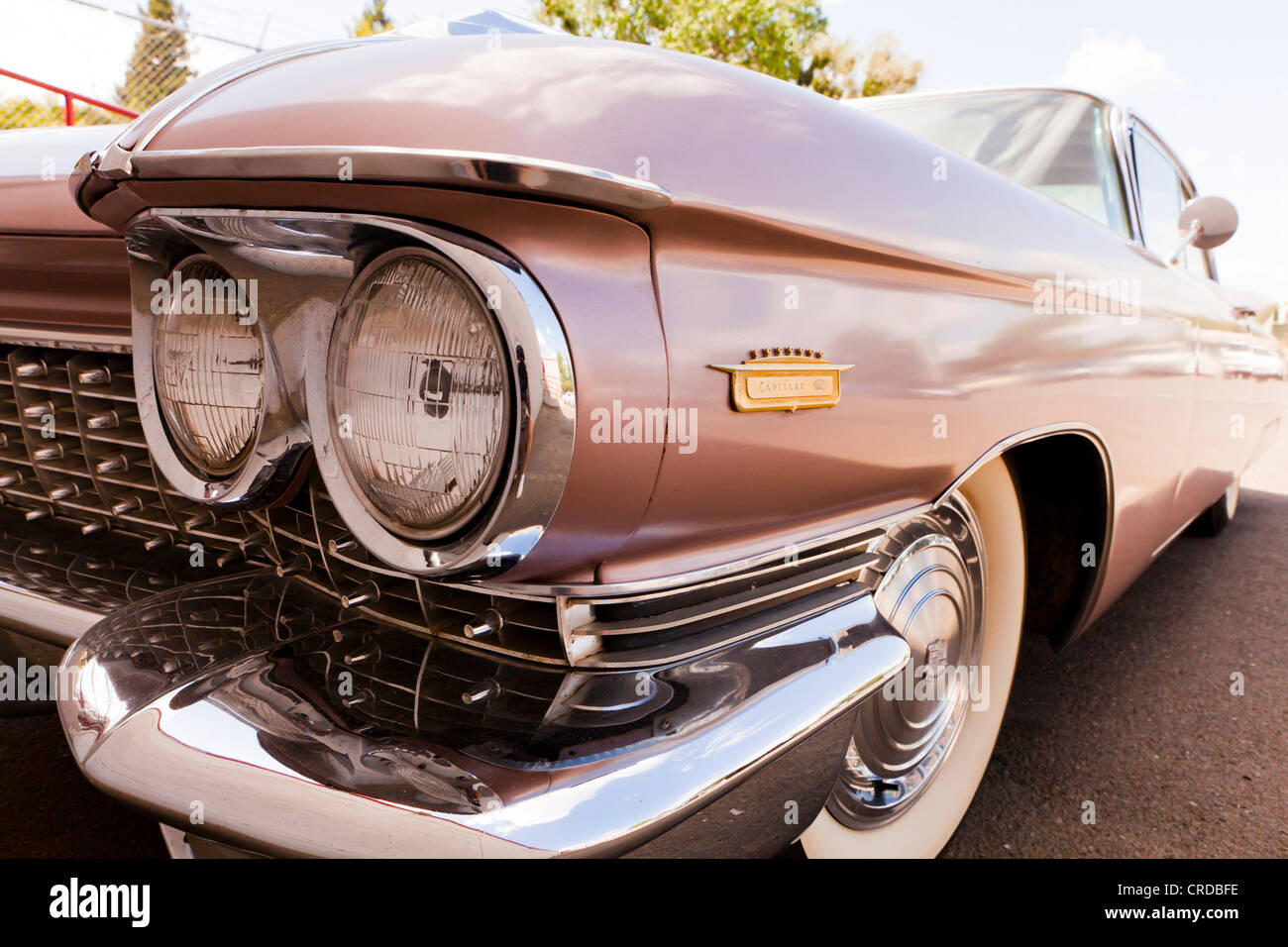 Vintage 1960 Cadillac Eldorado faros y insignia de California - EE.UU. Foto de stock