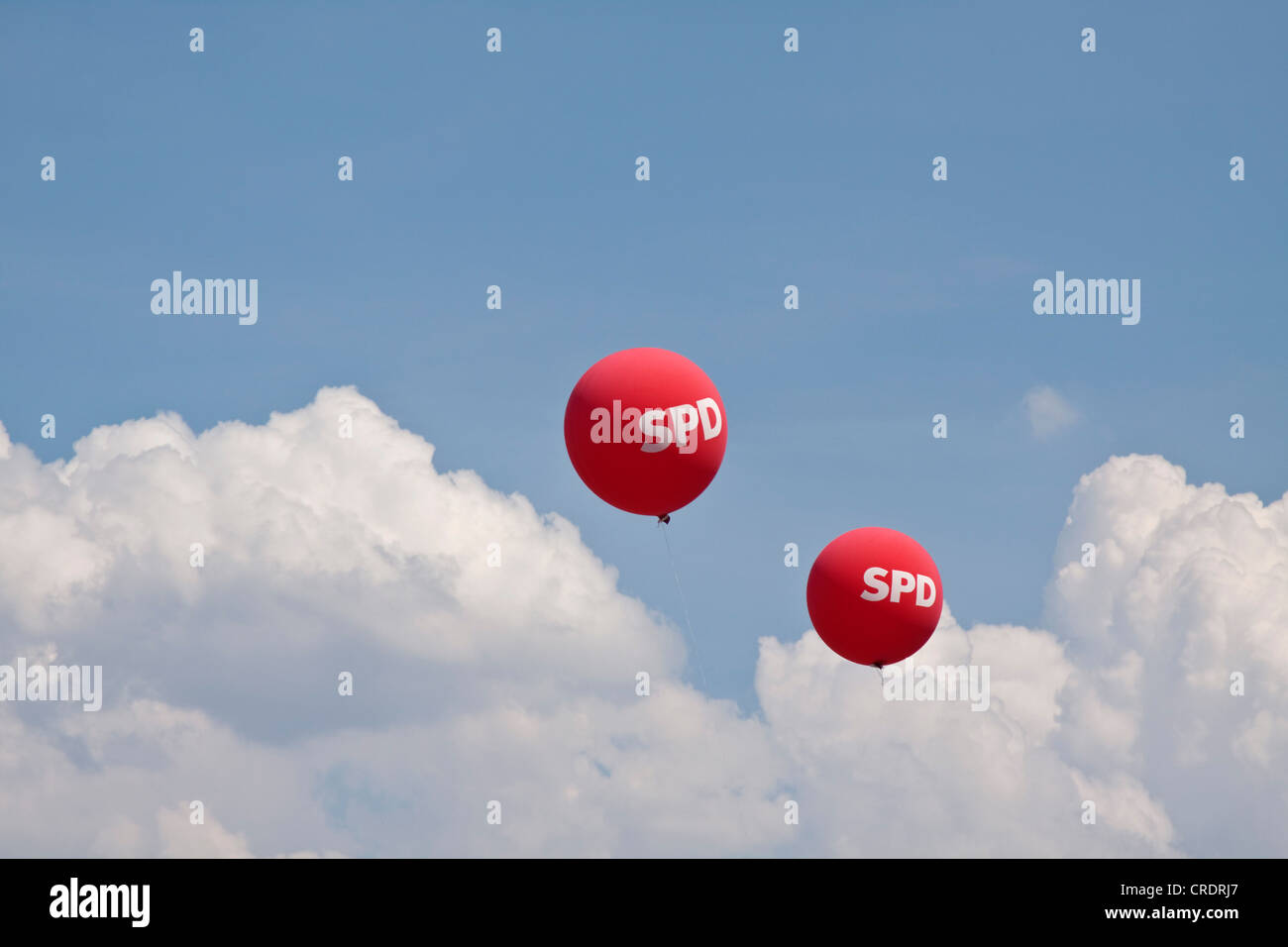 Globos rojos etiquetados SPD, el Partido Socialdemócrata de Alemania, Alemania, Europa Foto de stock