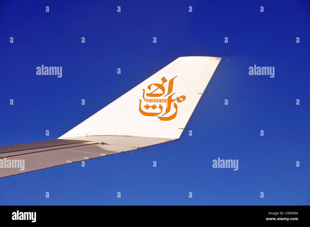 Ala derecha con winglet, Airbus 330-200, Emirates Airline Foto de stock