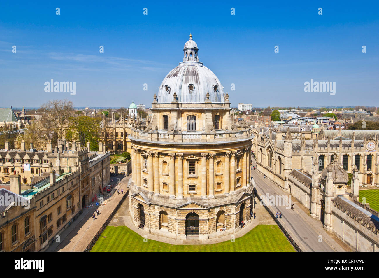 Radcliffe Camera ciudad universitaria de Oxford, Oxfordshire, Inglaterra gb ue Oxford Oxford Oxford City skyline cúpulas Oxford University Foto de stock