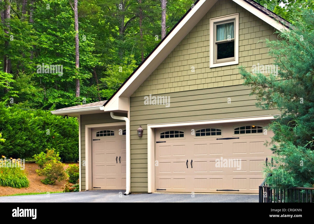 Casa Garaje Fotos e Imágenes de stock - Alamy