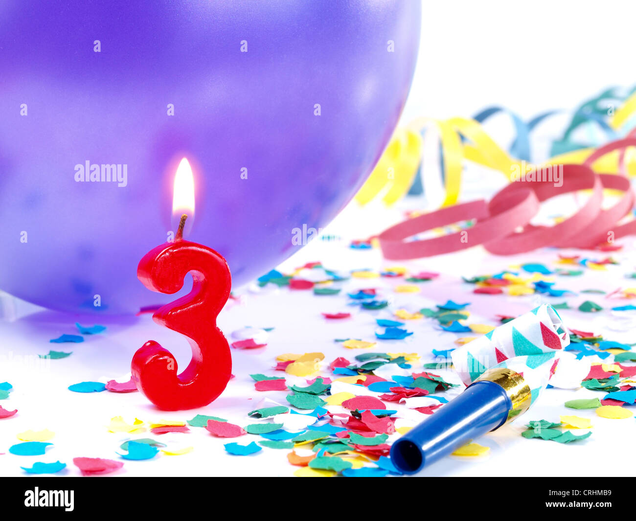 Aniversario Cumpleaños velas mostrando Nr. 3 Fotografía de stock - Alamy