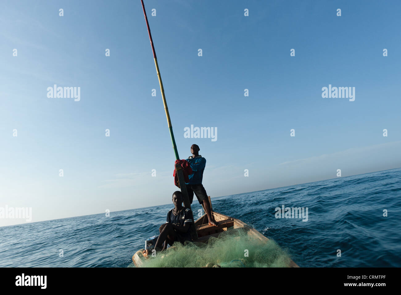 Los pescadores volviendo a casa de Cape Coast, Ghana Foto de stock