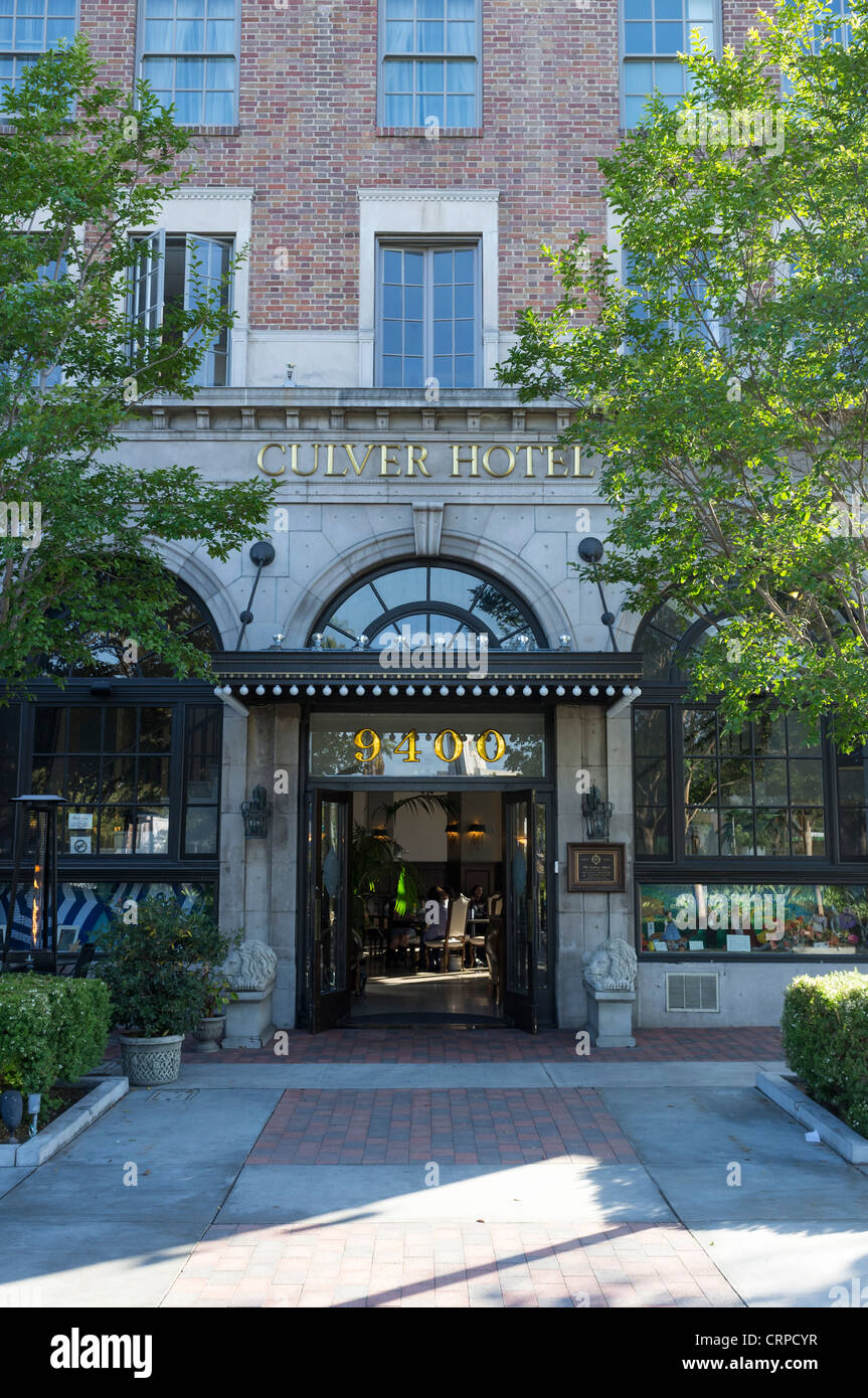 La entrada a la Culver Hotel en la ciudad de Culver, en Culver Blvd, Los Angeles, California, EE.UU. Foto de stock