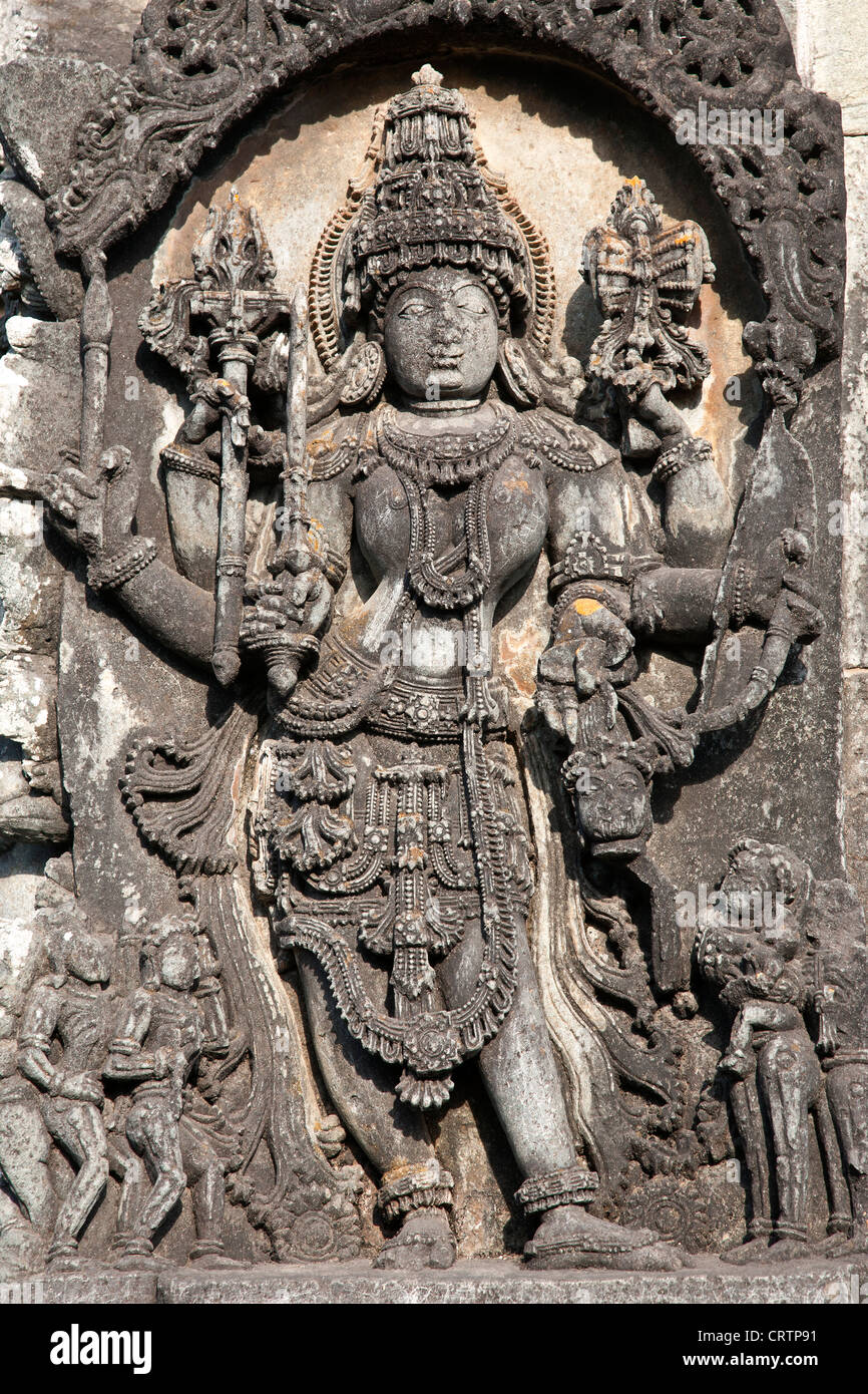 Detalle de una figura tallada. Keshava templo. Belur. La India Foto de stock