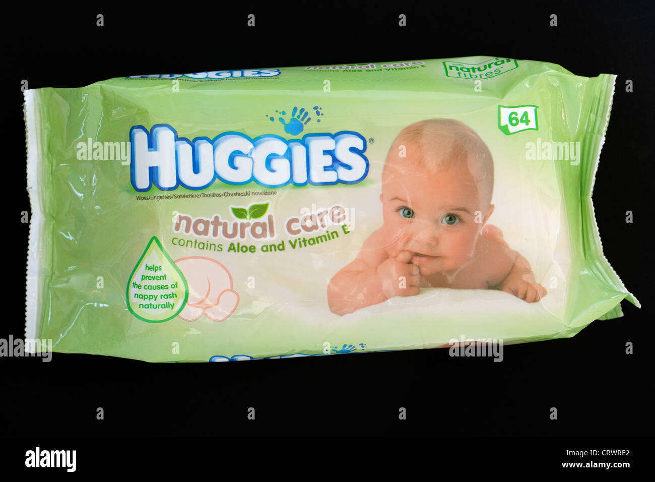 Pack de 64 Huggies natural care con Aloe Vera y Vitamina E toallitas para  bebés Fotografía de stock - Alamy