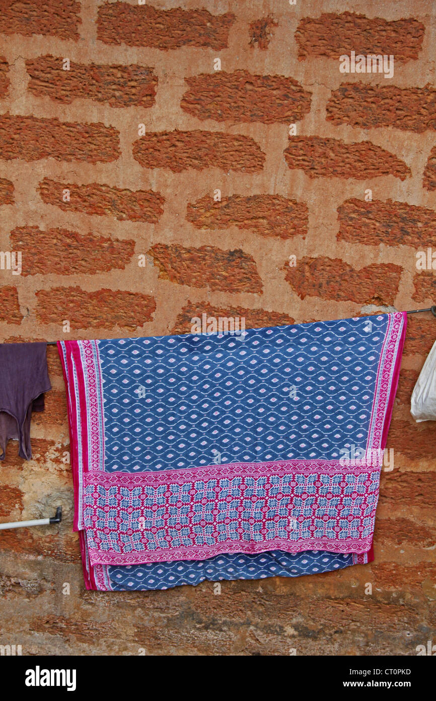 Los paños colgados en tendedero, India Foto de stock