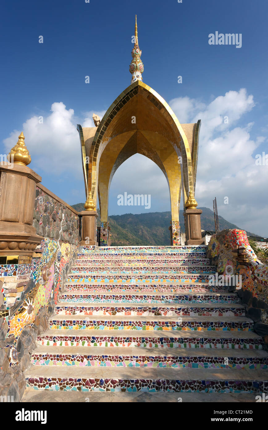 Wat Phasornkaew templo budista, provincia de Phetchabun, Tailandia Foto de stock