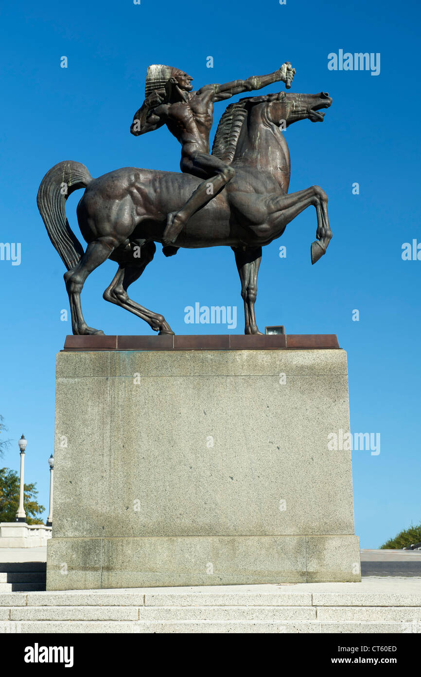 Escultura en la Plaza del Congreso en Chicago, Illinois, EE.UU. Foto de stock